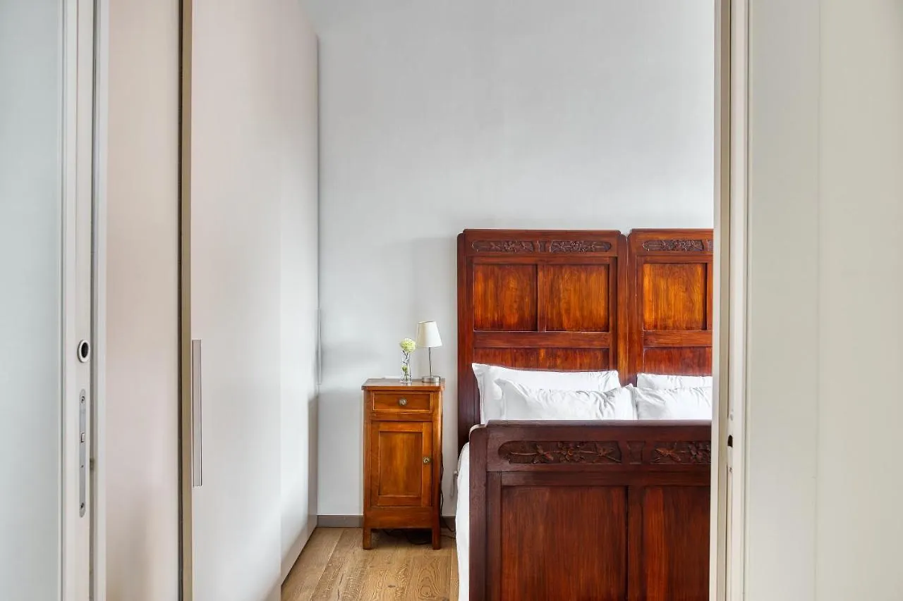 Joivy Classic Flat With Balcony Apartment Milan